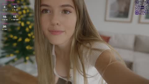 Snapshot of rebeccastonee chatting on December 24, 2024, 7:00 pm - Maria - Of rebeccastonec - telegram online show from December 24, 2024, 7:00 pm