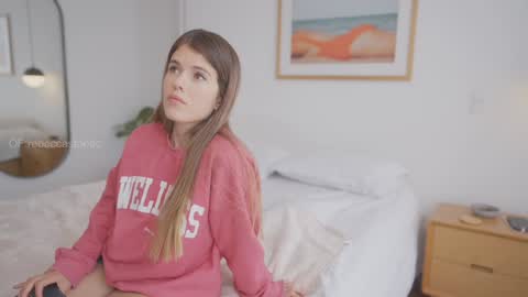 Snapshot of rebeccastonee chatting on October 8, 2025, 8:17 pm - Maria - Of rebeccastonec - telegram online show from October 8, 2025, 8:17 pm