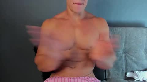 Snapshot of recce_taylor4 chatting on September 12, 2025, 11:48 pm twitter REECET26 instagram RECCETAYLOR online show from September 12, 2025, 11:48 pm