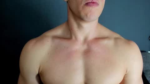 Snapshot of recce_taylor4 chatting on October 24, 2025, 3:36 am twitter REECET26 instagram RECCETAYLOR online show from October 24, 2025, 3:36 am