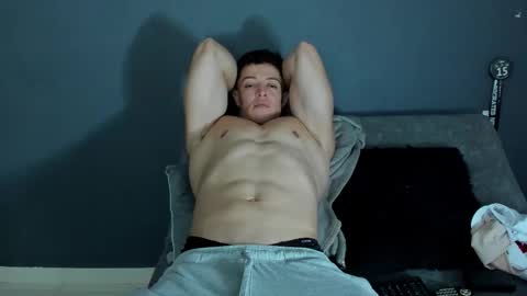 Snapshot of recce_taylor4 chatting on October 28, 2025, 12:25 am twitter REECET26 instagram RECCETAYLOR online show from October 28, 2025, 12:25 am