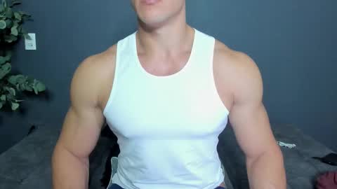 twitter REECET26 instagram RECCETAYLOR online show from December 22, 2025, 11:24 pm