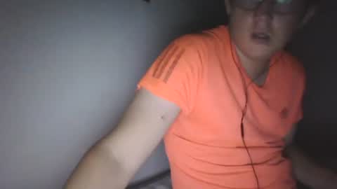 Snapshot of red454games454 chatting on December 14, 2024, 9:18 am zsax horny online show from December 14, 2024, 9:18 am