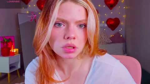 red__candy online show from March 25, 2026, 3:29 pm