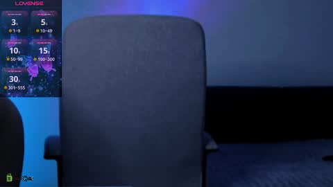 Snapshot of red__dizzy chatting on June 30, 2026, 1:06 am red__dizzy online show from June 30, 2026, 1:06 am