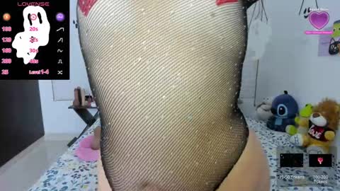 Snapshot of red_girlofficial chatting on October 29, 2025, 4:26 am Taliana online show from October 29, 2025, 4:26 am