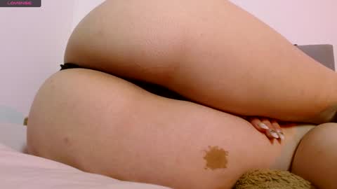 Snapshot of red_moonn chatting on December 27, 2024, 12:12 pm IG OF red moonn online show from December 27, 2024, 12:12 pm