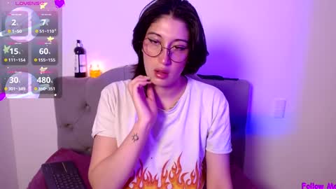 Snapshot of red_moonn chatting on January 19, 2025, 11:34 am IG OF red moonn online show from January 19, 2025, 11:34 am