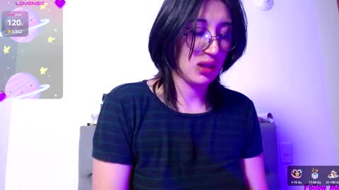 Snapshot of red_moonn chatting on February 11, 2025, 4:24 pm IG OF red moonn online show from February 11, 2025, 4:24 pm