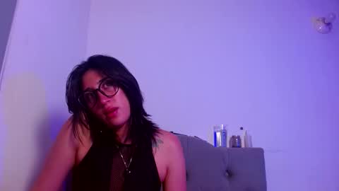 Snapshot of red_moonn chatting on September 30, 2025, 7:13 am IG OF red moonn online show from September 30, 2025, 7:13 am