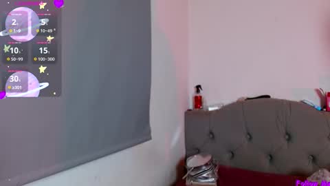 Snapshot of red_moonn chatting on December 1, 2025, 5:01 am IG OF red moonn online show from December 1, 2025, 5:01 am