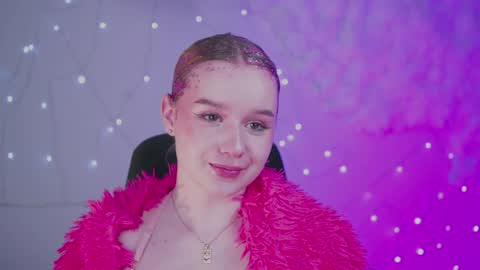 Snapshot of red_queeen chatting on December 8, 2024, 12:18 am QUEEN OF EVIL online show from December 8, 2024, 12:18 am