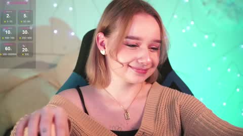 Snapshot of red_queeen chatting on December 10, 2024, 11:40 pm QUEEN OF EVIL online show from December 10, 2024, 11:40 pm