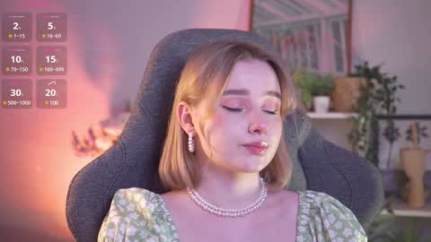 Snapshot of red_queeen chatting on December 26, 2024, 11:46 pm QUEEN OF EVIL online show from December 26, 2024, 11:46 pm