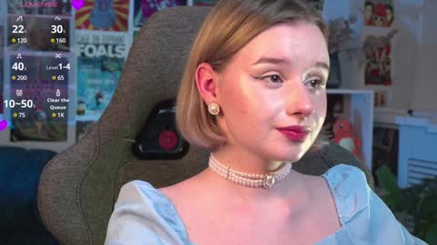 Snapshot of red_queeen chatting on January 28, 2025, 11:28 pm QUEEN OF EVIL online show from January 28, 2025, 11:28 pm