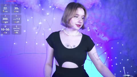 Snapshot of red_queeen chatting on February 8, 2025, 5:50 pm QUEEN OF EVIL online show from February 8, 2025, 5:50 pm