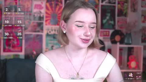 Snapshot of red_queeen chatting on February 18, 2025, 8:27 am QUEEN OF EVIL online show from February 18, 2025, 8:27 am