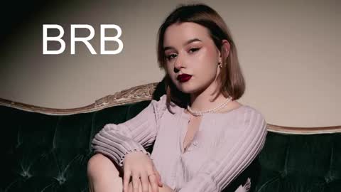 Snapshot of red_queeen chatting on February 22, 2025, 8:29 am QUEEN OF EVIL online show from February 22, 2025, 8:29 am