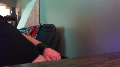 red_sea_bear online show from March 8, 2025, 5:28 am