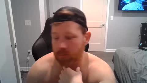 Snapshot of redbeardready4u chatting on March 15, 2026, 9:32 pm Redbeardready4u online show from March 15, 2026, 9:32 pm