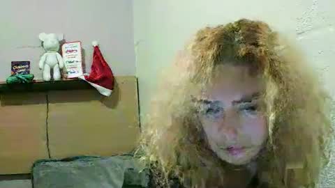 reddgirll online show from January 4, 2025, 10:45 pm