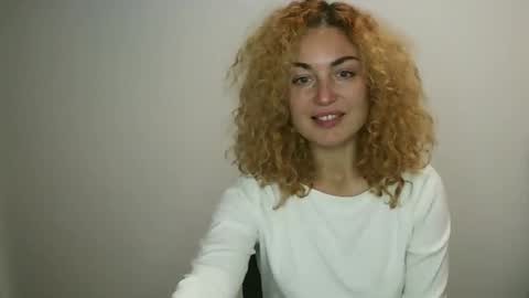 reddgirll online show from January 11, 2025, 6:12 pm