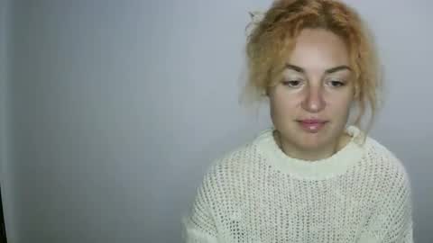 reddgirll online show from January 17, 2025, 5:30 pm