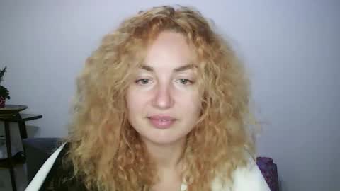 reddgirll online show from January 18, 2025, 9:55 pm