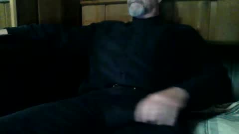 redfox60010 online show from September 10, 2025, 9:37 pm