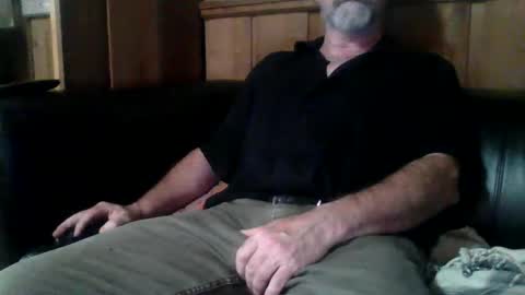 redfox60010 online show from September 22, 2025, 10:45 pm