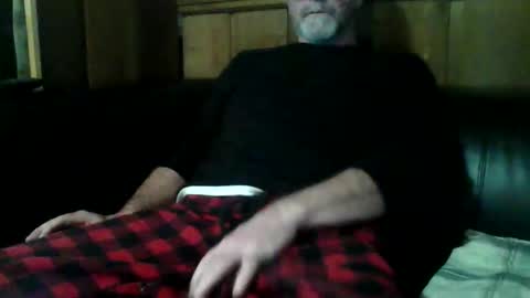redfox60010 online show from January 16, 2026, 5:33 am