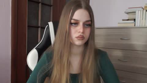 Lily online show from February 26, 2026, 2:43 am