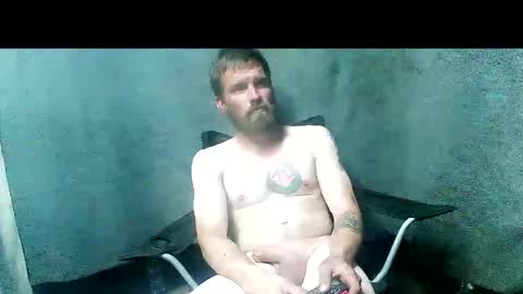 Snapshot of redheadlover828 chatting on February 10, 2025, 2:26 pm Kevin online show from February 10, 2025, 2:26 pm