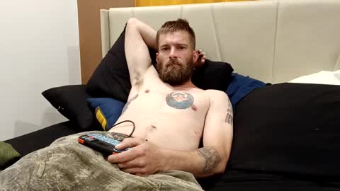 Snapshot of redheadlover828 chatting on March 5, 2025, 9:16 am Kevin online show from March 5, 2025, 9:16 am