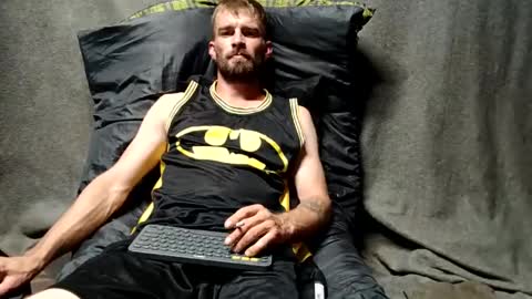 Snapshot of redheadlover828 chatting on September 24, 2025, 6:17 am Kevin online show from September 24, 2025, 6:17 am