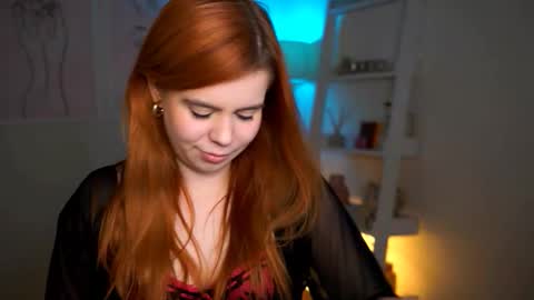 RedHotlinee online show from October 26, 2025, 7:42 pm