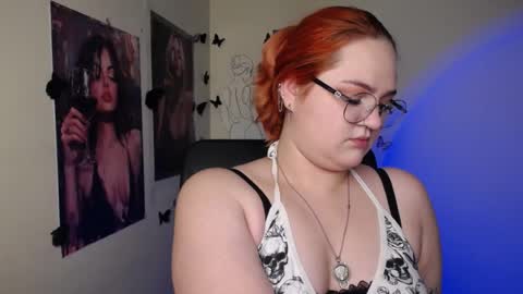 Snapshot of redhotqueen1 chatting on July 23, 2026, 12:03 pm Rina online show from July 23, 2026, 12:03 pm