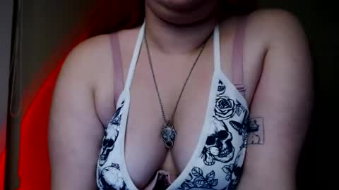 Snapshot of redhotqueen1 chatting on July 28, 2026, 3:21 pm Rina online show from July 28, 2026, 3:21 pm