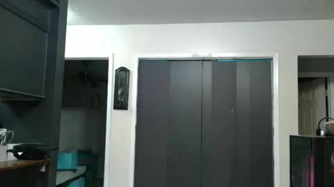 Snapshot of redinthebed chatting on March 25, 2026, 3:34 am InkedGinger online show from March 25, 2026, 3:34 am