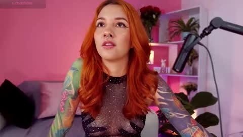 Snapshot of redjasmine_ chatting on February 11, 2025, 3:29 pm Red Jasmine online show from February 11, 2025, 3:29 pm