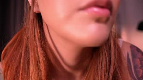 Red Jasmine online show from May 28, 2026, 9:45 pm