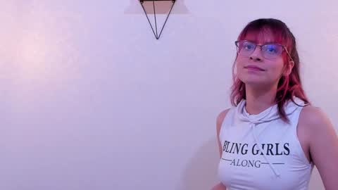 Snapshot of redmeloddy chatting on December 2, 2024, 7:49 pm Meloddy online show from December 2, 2024, 7:49 pm