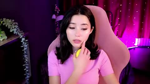 Snapshot of redmidnight_ chatting on July 27, 2026, 9:00 pm Kiara online show from July 27, 2026, 9:00 pm