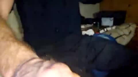 Snapshot of redrodridding chatting on January 2, 2025, 2:43 am redrodridding online show from January 2, 2025, 2:43 am