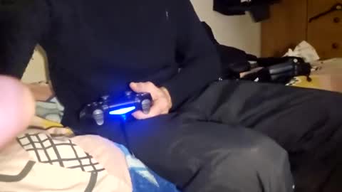 Snapshot of redrodridding chatting on January 16, 2025, 8:03 pm redrodridding online show from January 16, 2025, 8:03 pm