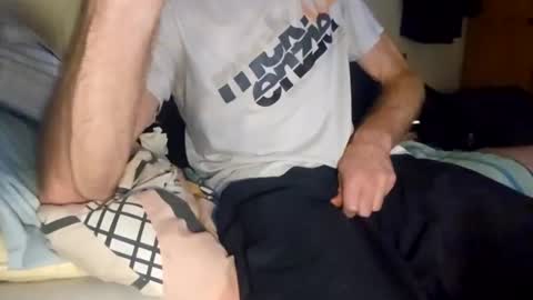 Snapshot of redrodridding chatting on January 18, 2025, 7:58 pm redrodridding online show from January 18, 2025, 7:58 pm