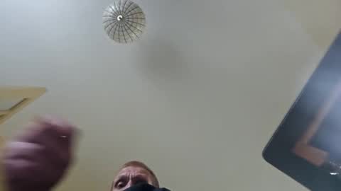 Snapshot of redrodridding chatting on November 10, 2025, 11:20 am redrodridding online show from November 10, 2025, 11:20 am