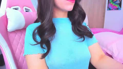 Snapshot of redski77 chatting on February 17, 2025, 9:24 am redski77 online show from February 17, 2025, 9:24 am