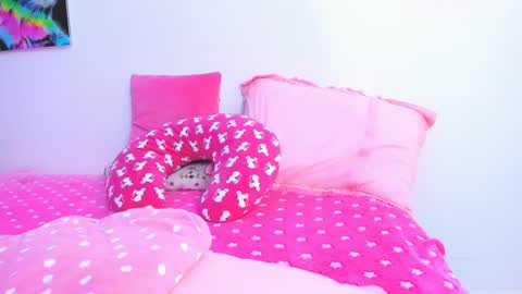 Snapshot of redski77 chatting on March 7, 2025, 9:29 am redski77 online show from March 7, 2025, 9:29 am