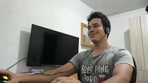 Snapshot of redsoul951869 chatting on March 11, 2025, 3:37 am RedsoulReaver online show from March 11, 2025, 3:37 am